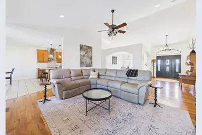 1147 S Camino Pablo Ln, Pueblo West, CO 81007 - Photo 11
