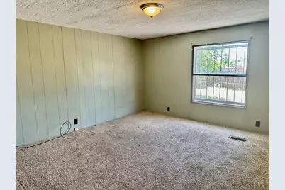 813 S Byrd Dr, Pueblo West, CO 81007 - Photo 9