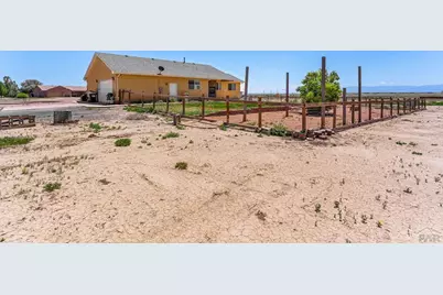 1205 N Picketwire Lane, Pueblo, CO 81007 - Photo 43