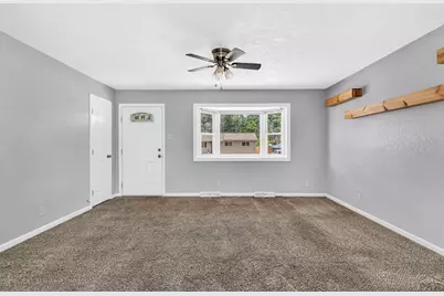 3720 Hollybrook Lane, Pueblo, CO 81005 - Photo 5
