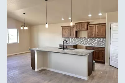 1127 W Mescalero Dr, Pueblo West, CO 81007 - Photo 3