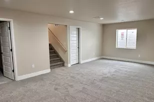 1127 W Mescalero Dr, Pueblo West, CO 81007 - Photo 5