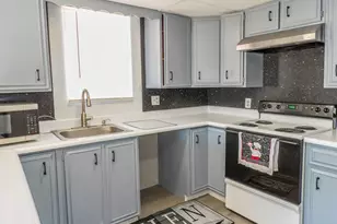 908 E 9th St, Pueblo, CO 81001 - Photo 3