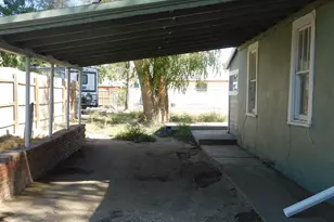 705 Adams Ave, La Junta, CO 81050 - Photo 9