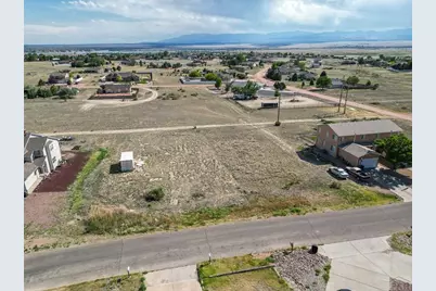 284 W Coral Dr, Pueblo West, CO 81007 - Photo 5