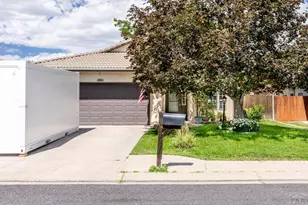1001 Cherrycrest Dr, Pueblo, CO 81005 - Photo 35