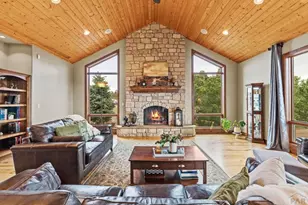 4330 Ridgeway Ln, Colorado Springs, CO 80908 - Photo 17