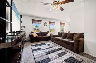 7 Emperor Ct, Pueblo, CO 81005 - Photo 3