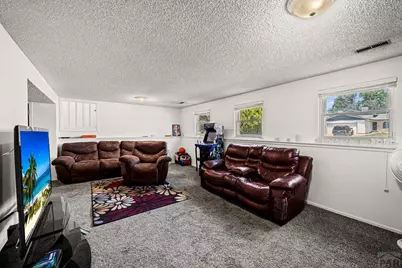 7 Emperor Ct, Pueblo, CO 81005 - Photo 17