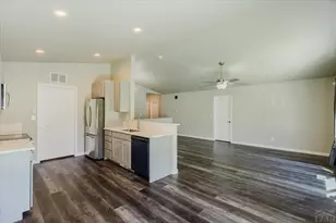 2210 Antelope Way, Pueblo, CO 81005 - Photo 7