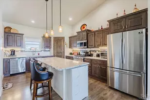698 W McCulloch Blvd, Pueblo West, CO 81007 - Photo 7