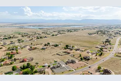 698 W McCulloch Blvd, Pueblo West, CO 81007 - Photo 5