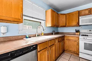 2020 Court St, Pueblo, CO 81003 - Photo 11