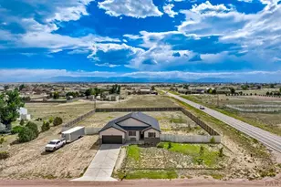 555 N Tidy Dr, Pueblo West, CO 81007 - Photo 3