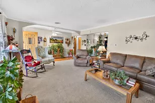 15 Stanford Ave, Pueblo, CO 81005 - Photo 5