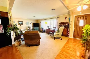 15 Stanford Ave, Pueblo, CO 81005 - Photo 7