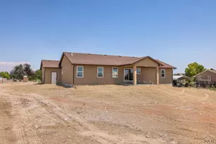 2094 W Woodstock Pl, Pueblo West, CO 81007 - Photo 43