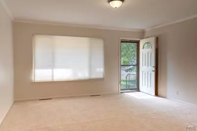 2114 Vinewood Ln, Pueblo, CO 81005 - Photo 3