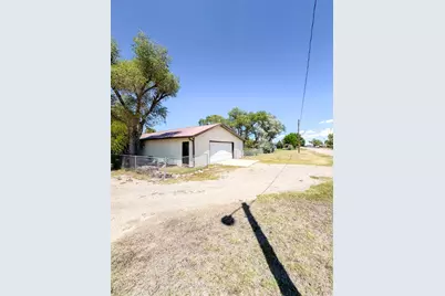1052 Carson Ave, Las Animas, CO 81054 - Photo 5