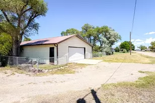1052 Carson Ave, Las Animas, CO 81054 - Photo 5