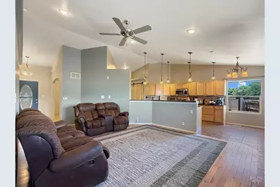 3315 Bighorn Ct, Pueblo, CO 81005 - Photo 9