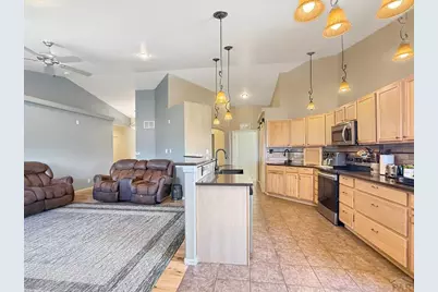 3315 Bighorn Ct, Pueblo, CO 81005 - Photo 11