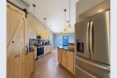 3315 Bighorn Ct, Pueblo, CO 81005 - Photo 7