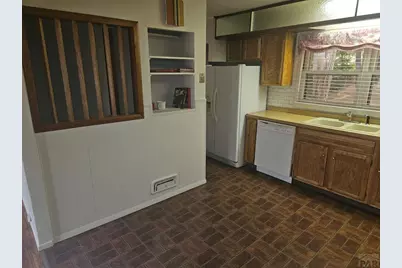 1108 Mass St, Pueblo, CO 81001 - Photo 7