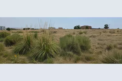 1070 S Greenway Dr, Pueblo West, CO 81007 - Photo 5