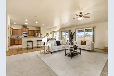 3324 Lions Pride Ln, Pueblo, CO 81005 - Photo 11