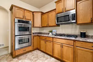 3324 Lions Pride Ln, Pueblo, CO 81005 - Photo 7