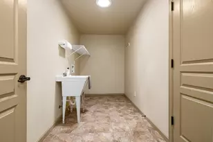 3324 Lions Pride Ln, Pueblo, CO 81005 - Photo 33