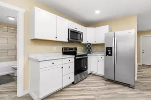 1219 Pine St, Pueblo, CO 81004 - Photo 7