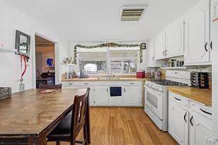 1606 Iroquois Rd, Pueblo, CO 81001 - Photo 9