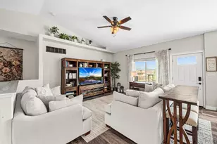 1165 W Meadowmoor Dr, Pueblo, CO 81007 - Photo 3