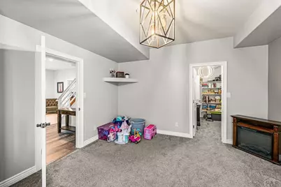 1165 W Meadowmoor Dr, Pueblo, CO 81007 - Photo 29