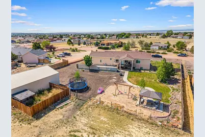 1165 W Meadowmoor Dr, Pueblo, CO 81007 - Photo 45