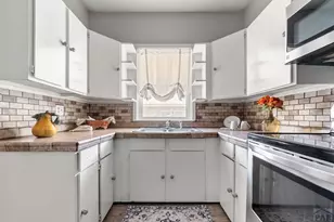 1311 E 12th St, Pueblo, CO 81001 - Photo 11