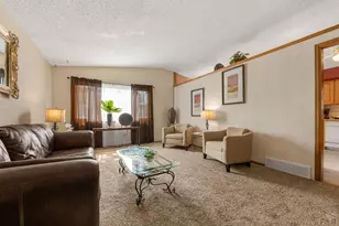 4 Wallflower Ct, Pueblo, CO 81001 - Photo 5