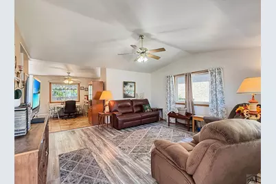 68 Wheatridge Dr, Pueblo, CO 81005 - Photo 13