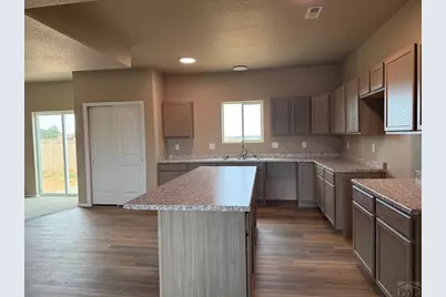 6100 Harper Ln, Pueblo, CO 81008 - Photo 9