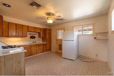2541 Camellia St, Pueblo, CO 81005 - Photo 11