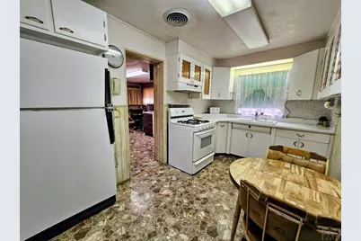 1003 E 14th St, Pueblo, CO 81001 - Photo 13