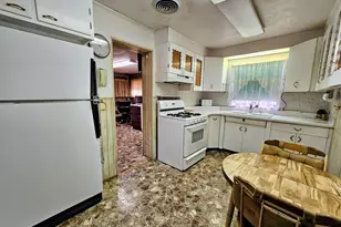 1003 E 14th St, Pueblo, CO 81001 - Photo 13