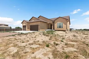 422 S Gilia Dr, Pueblo, CO 81007 - Photo 7
