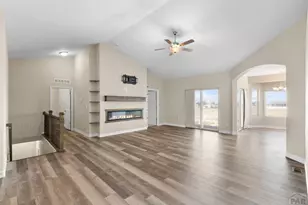 422 S Gilia Dr, Pueblo, CO 81007 - Photo 9
