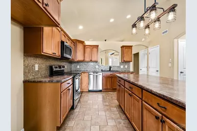 5119 Almondcrest Dr, Pueblo, CO 81005 - Photo 9