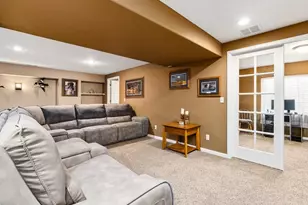 734 E Marigold Dr, Pueblo West, CO 81007 - Photo 33