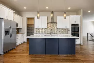 1913 Cuchara Dr, Pueblo, CO 81001 - Photo 9