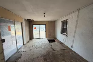 518 Moffat St, Pueblo, CO 81003 - Photo 7